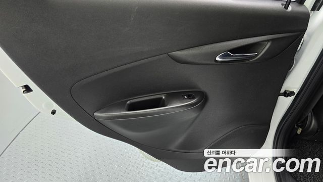 Chevrolet Korea Spark 2017 — photo 15