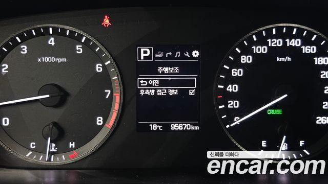 Hyundai Sonata 2016 — photo 22