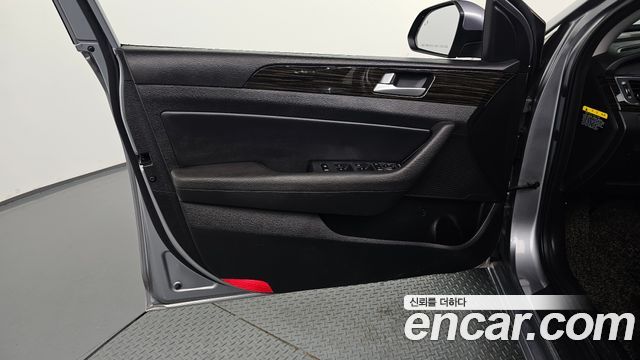 Hyundai Sonata 2016 — photo 14