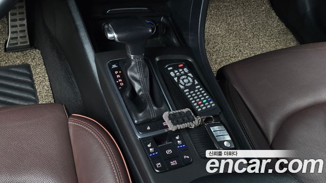 Kia K5 2018 — photo 9