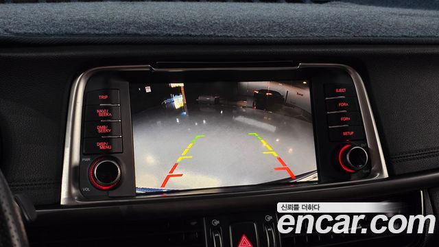 Kia K5 2018 — photo 15