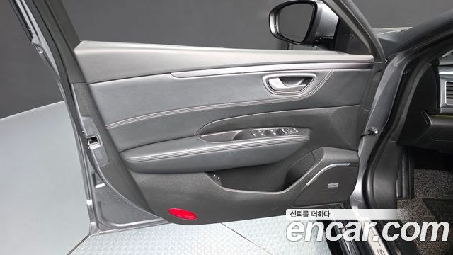 Renault Korea SM6 2019 — photo 14