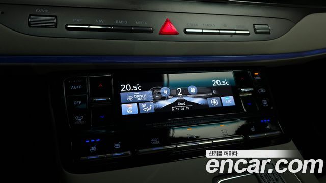 Hyundai Grandeur 2023 — photo 25