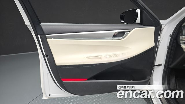 Hyundai Grandeur 2023 — photo 14