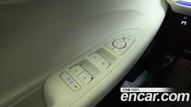 Hyundai Grandeur 2023 — photo 28