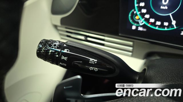 Hyundai Grandeur 2023 — photo 29