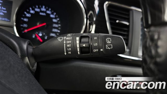 Kia Canival 2019 — photo 28