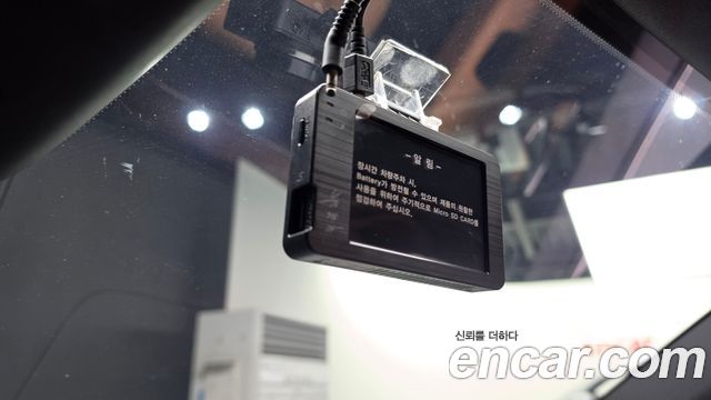 Volvo XC60 2023 — photo 30