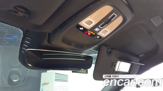 Volvo XC60 2023 — photo 34