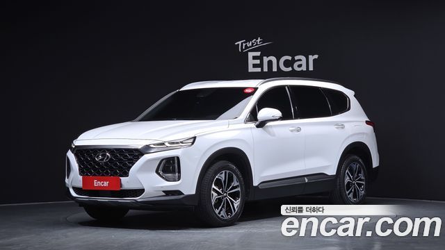 Hyundai Santafe 2019 — photo 1