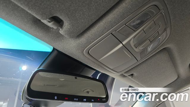 Hyundai Santafe 2019 — photo 25