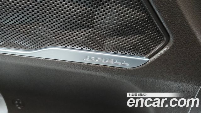 Hyundai Santafe 2019 — photo 32