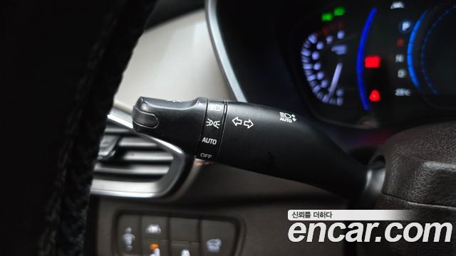 Hyundai Santafe 2019 — photo 33