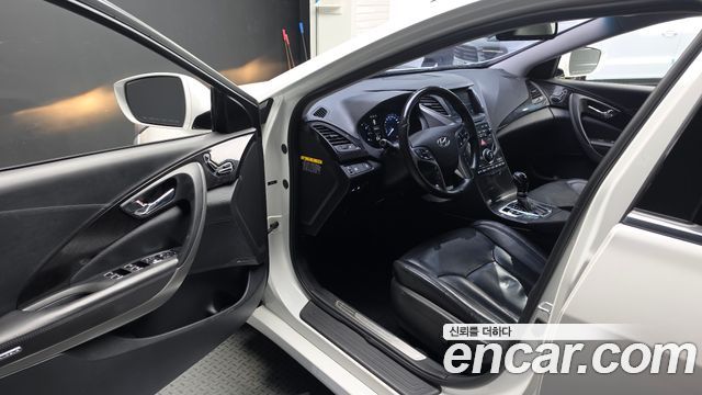 Hyundai Grandeur 2017 — photo 13