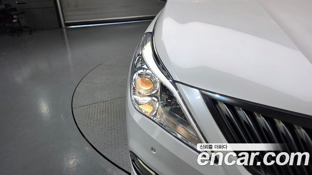 Hyundai Grandeur 2017 — photo 8