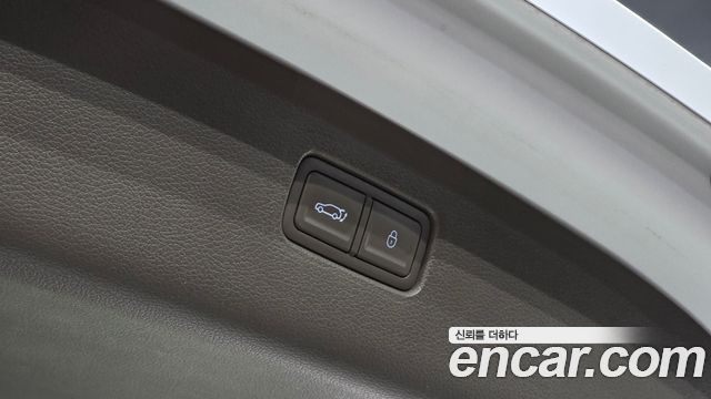 Genesis GV80 2022 — photo 26