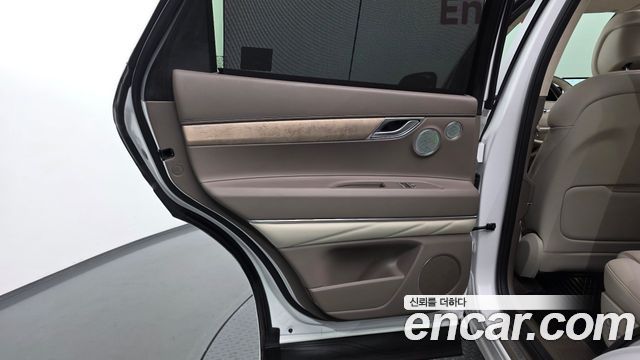 Genesis GV80 2022 — photo 15