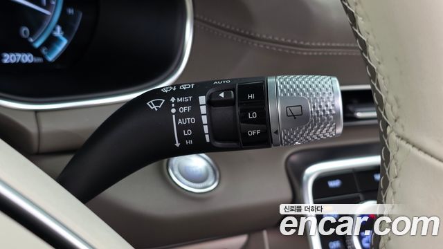 Genesis GV80 2022 — photo 28