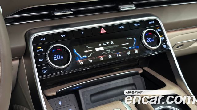 Genesis GV80 2022 — photo 31