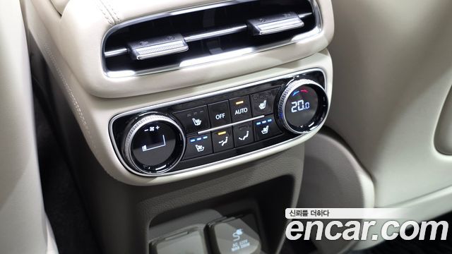 Genesis GV80 2022 — photo 34