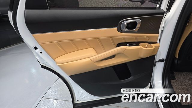 Kia Sorento 2022 — photo 15