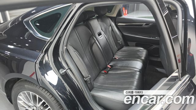 Genesis G80 2021 — photo 18