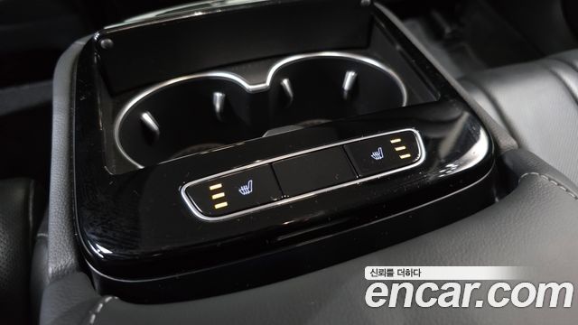 Genesis G80 2021 — photo 32