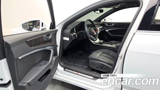 Audi A6 2021 — photo 13