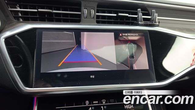 Audi A6 2021 — photo 21