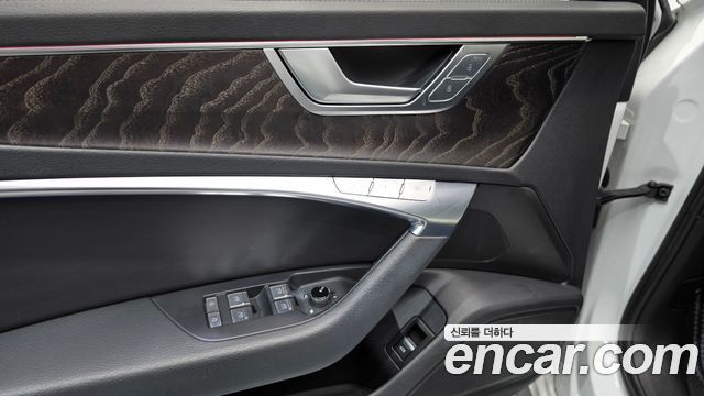 Audi A6 2021 — photo 29