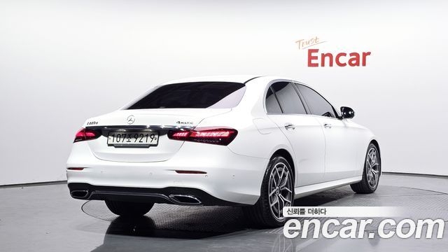 Mercedes-Benz E-Class 2021 — photo 2