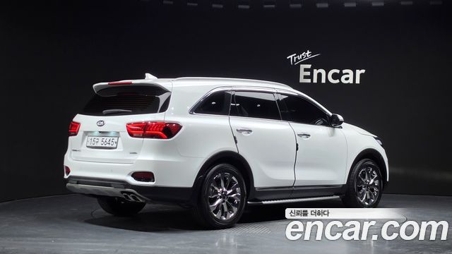 Kia Sorento 2019 — photo 2