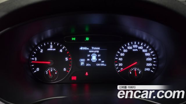 Kia Sorento 2019 — photo 11