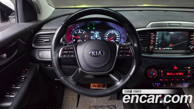 Kia Sorento 2019 — photo 19