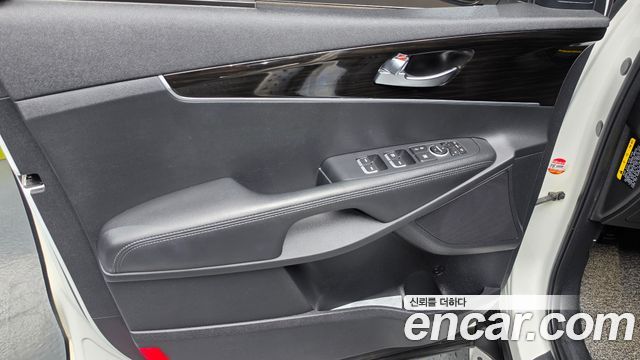 Kia Sorento 2019 — photo 14
