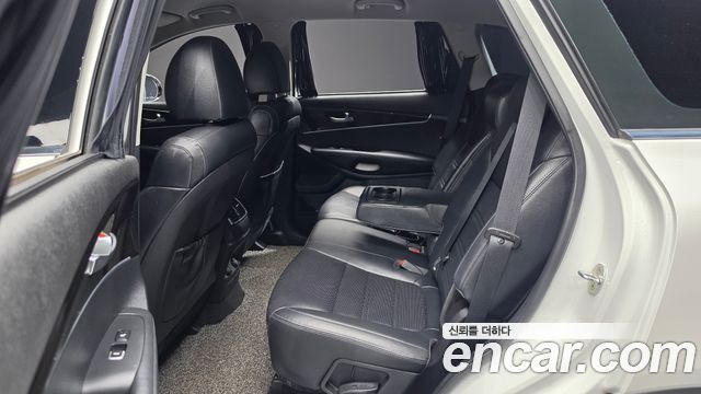 Kia Sorento 2019 — photo 16