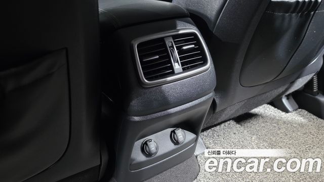 Kia Sorento 2019 — photo 27