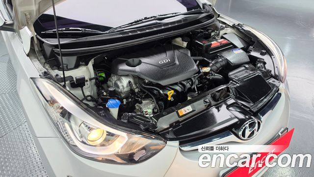 Hyundai AVANTE 2014 — photo 6