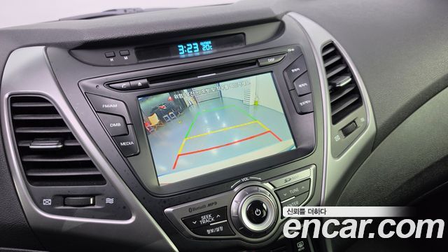 Hyundai AVANTE 2014 — photo 14
