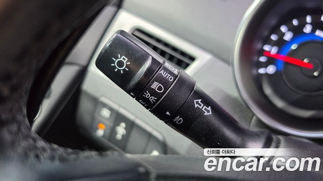 Hyundai AVANTE 2014 — photo 20
