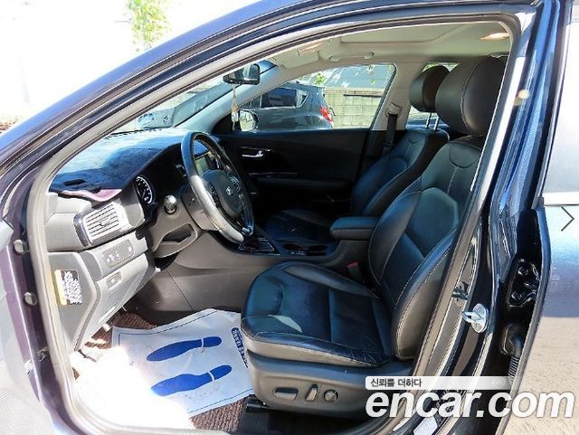 Kia Niro 2017 — photo 4