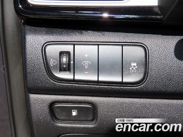 Kia Niro 2017 — photo 10