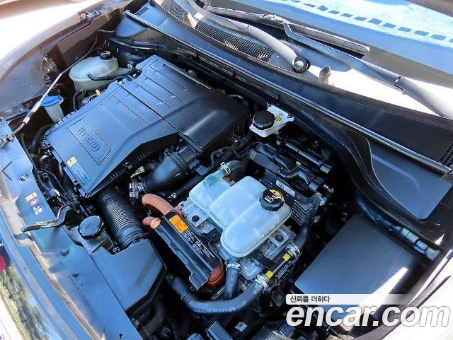Kia Niro 2017 — photo 18