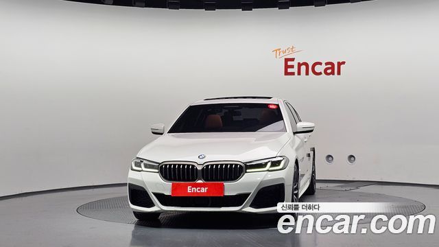BMW 5-Series 2023 — photo 3