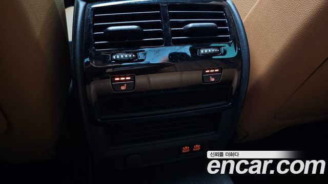 BMW 5-Series 2023 — photo 24