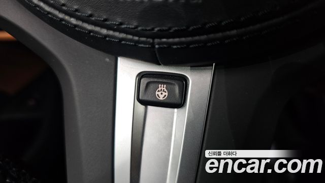 BMW 5-Series 2023 — photo 33