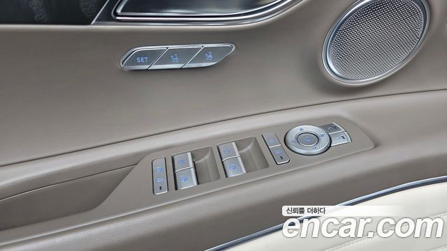 Genesis GV80 2022 — photo 17