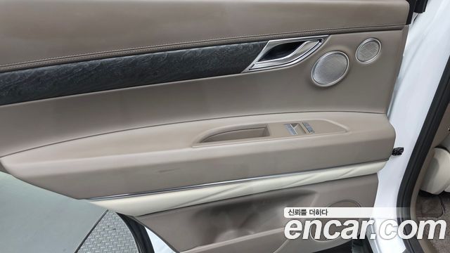Genesis GV80 2022 — photo 15