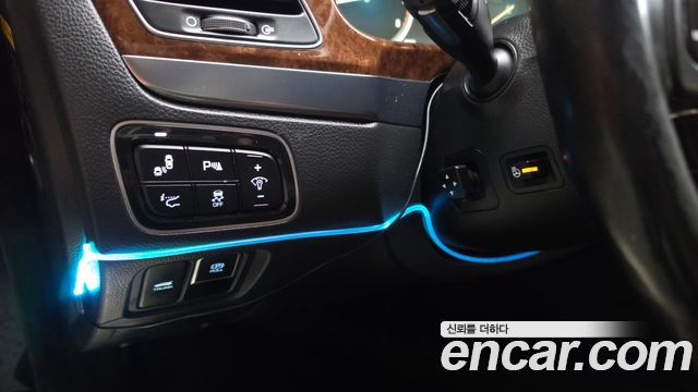 Hyundai Equus 2014 — photo 22