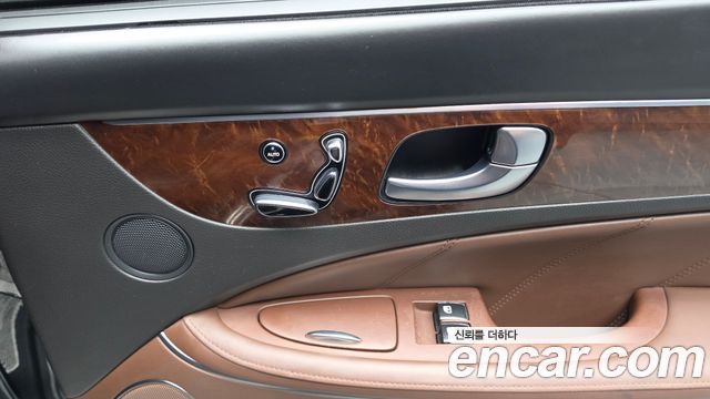 Hyundai Equus 2014 — photo 23